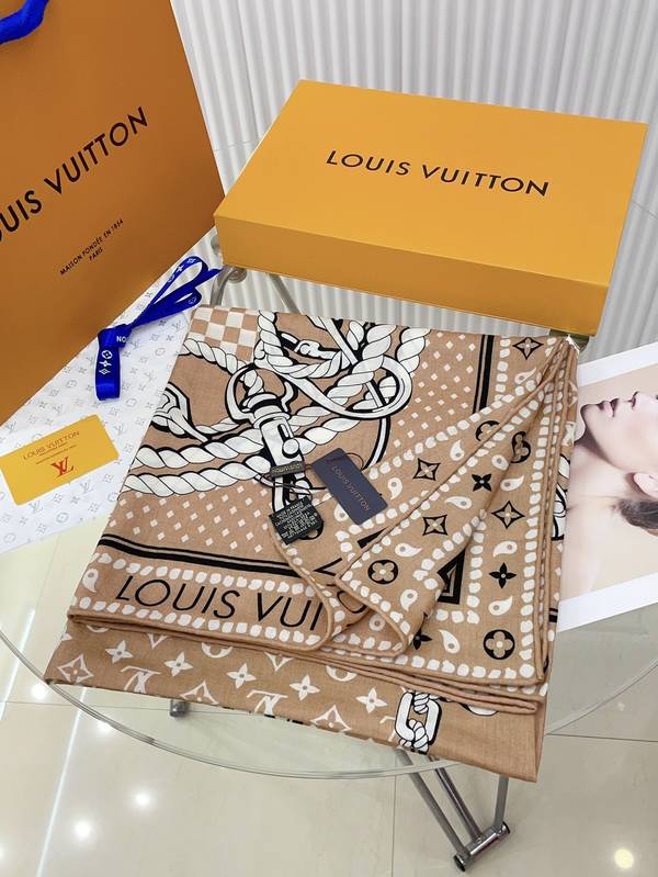 Louis Vuitton Scarf LVC00545